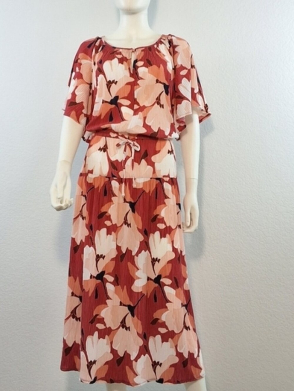 NWT Liz Claiborne Coral Floral Pleated Maxi Dress with Tie Waist